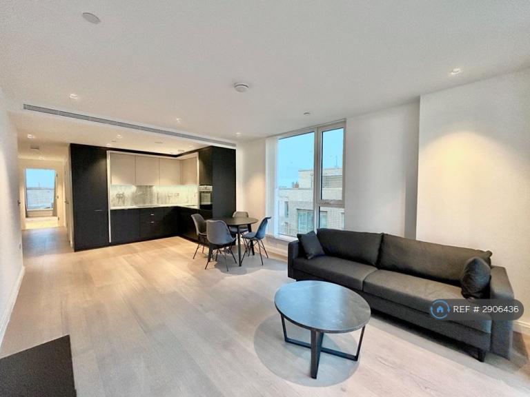2 bedroom flat in Kennington Lane, London, SE11 (2 bed) (#2906436)