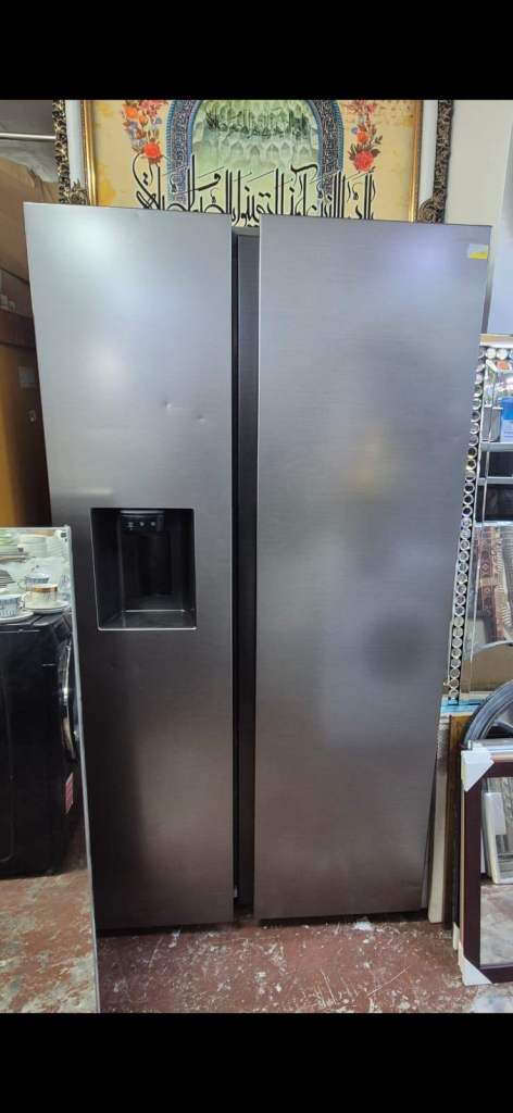 Samsung American Style Fridge Freezer – Brand New – £500