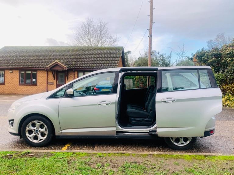 2013 Ford Grand C-Max 1.6 TDCi Zetec Euro 5 5dr MPV Diesel Manual