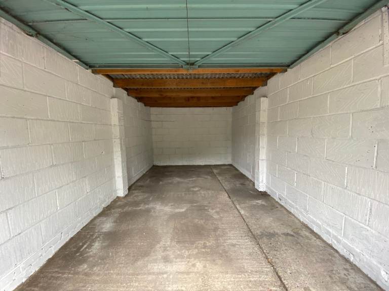 AVAILABLE NOW: Lock Up Garage in Secure Compound.  HACKNEY E5.  Recently Refurbished.