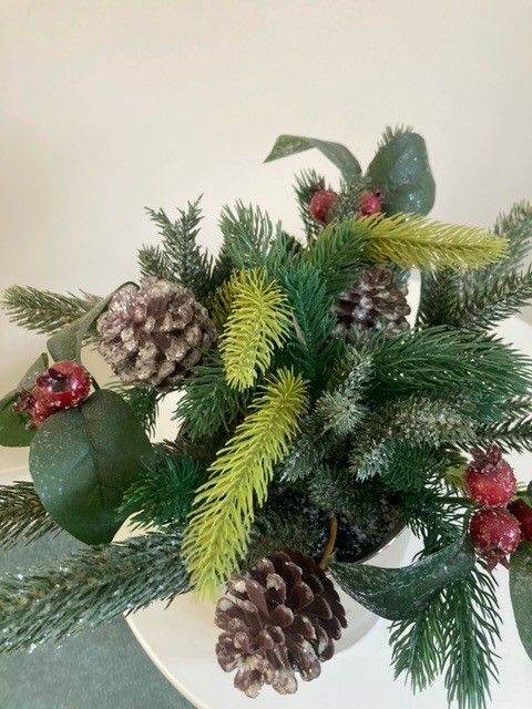 Christmas Pine Cone and Berry Decorations in Gold Pots