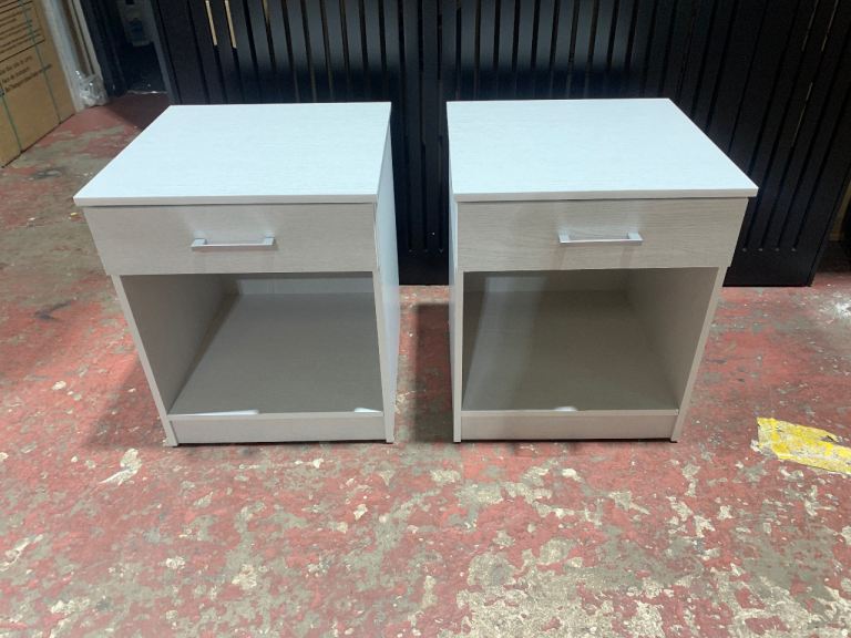White grained bedside x 2