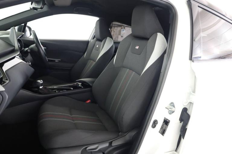 2022 Toyota C-HR 1.8 VVT-h GR SPORT CVT Euro 6 (s/s) 5dr HATCHBACK PETROL/ELECTRIC Automatic