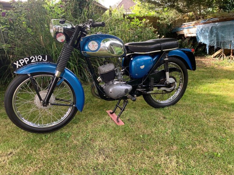 BSA bantam b175 d14/4s 1971 