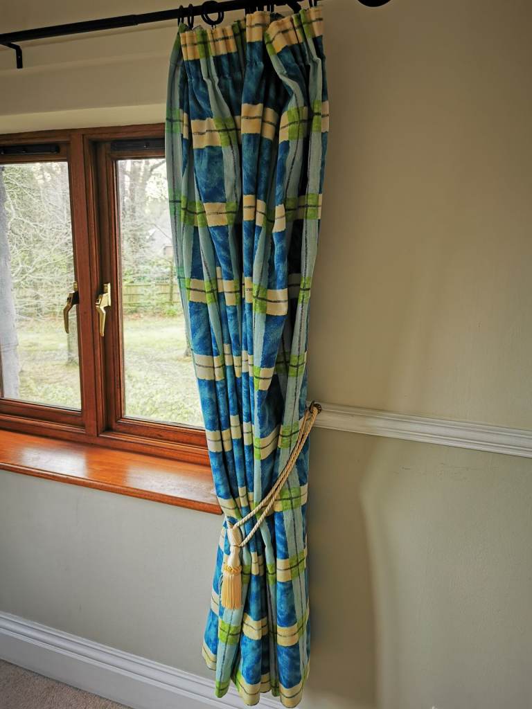 Heavy Blackout Lined Quality Curtain
