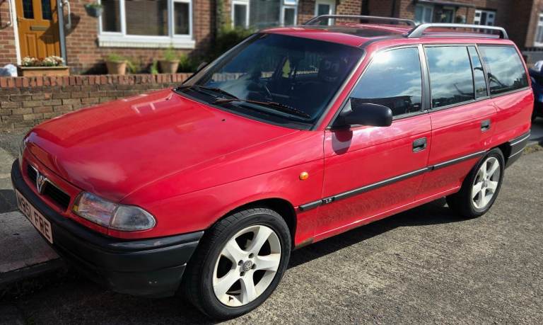 Vauxhall, ASTRA, Estate, 1995, Manual, 1389 (cc), 5 doors