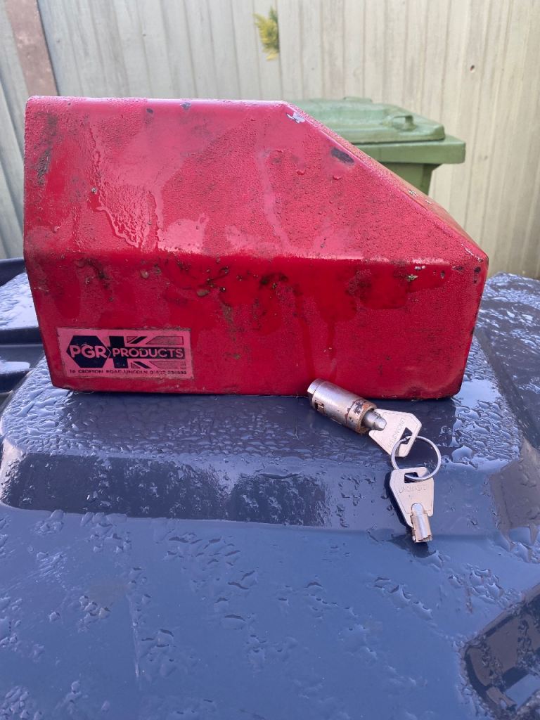 Caravan / trailer / box trailer  hitch lock heavy duty