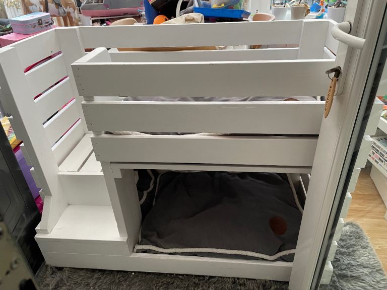 Dog’s Bunk Bed