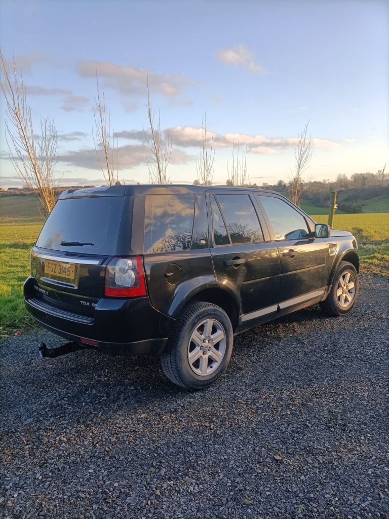 Land Rover, FREELANDER, Estate, 2011, Manual, 2179 (cc), 5 doors