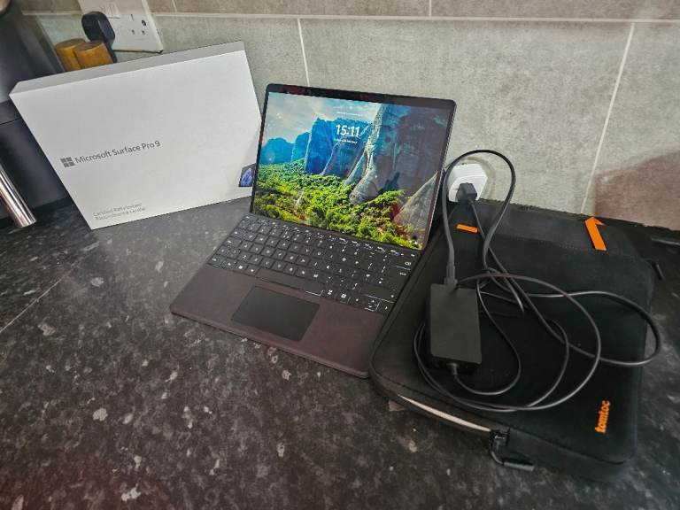 Microsoft Surface Pro 9 – Graphite (Intel i5-12th Gen) + Full Bundle