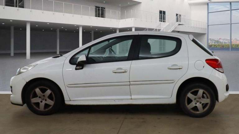 2010 Peugeot 207 1.4 Millesim 5dr HATCHBACK PETROL Manual