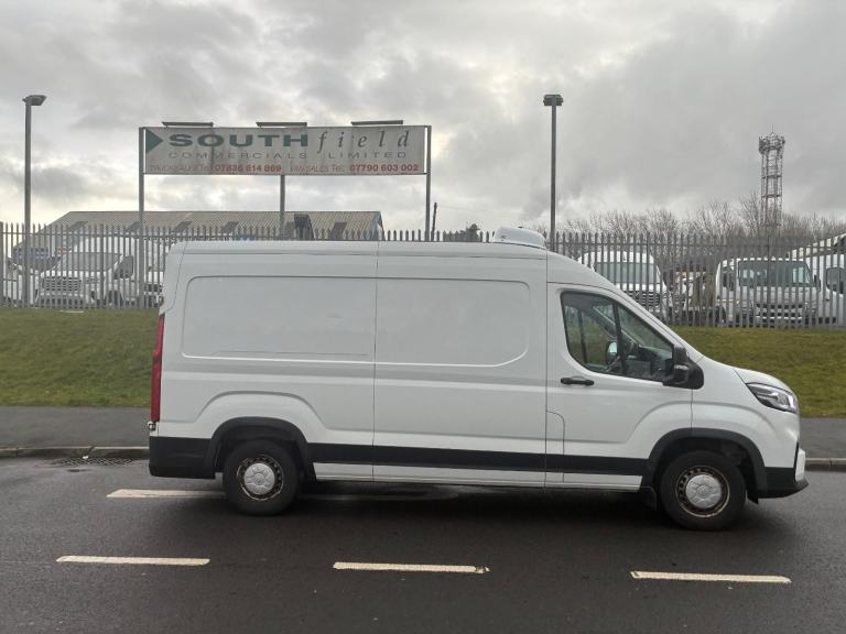 MAXUS DELIVER 9 FREEZER VAN -20 DEGREES 2022 55K @ £12750+ VAT