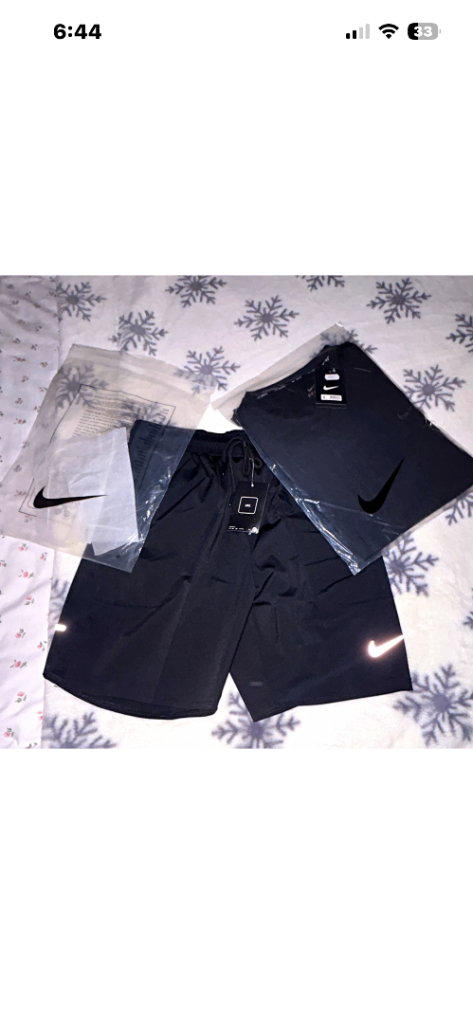 NEW Nike Dri-FIT Training Top & Shorts Set - Black large 