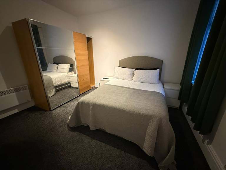 Spacious and Cosy Double Rooms for Rent in - M21 8AD