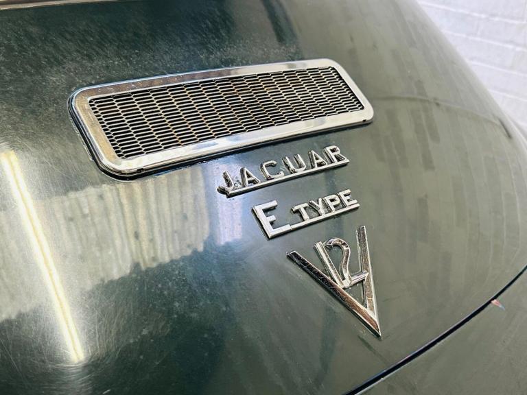  Jaguar E-Type Manual