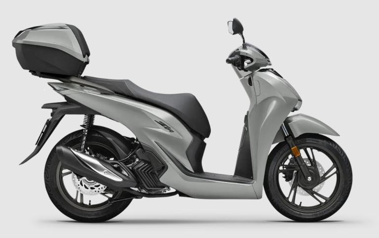 2024 NEW Honda SH125i Scooter, NOW REDUCED! LAST ONE AVAILABLE! Smart Top Box