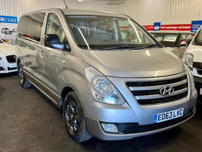 2013 Hyundai i800 2.5 CRDi Style MPV 5dr Diesel Auto Euro 5 (170 ps) MPV Diesel Automatic