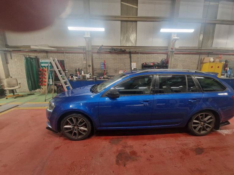 Skoda, OCTAVIA, Estate, 2014, Semi-Auto, 1968 (cc), 5 doors