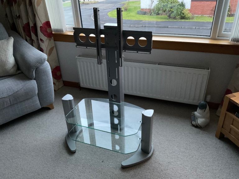 Contemporary tv stand