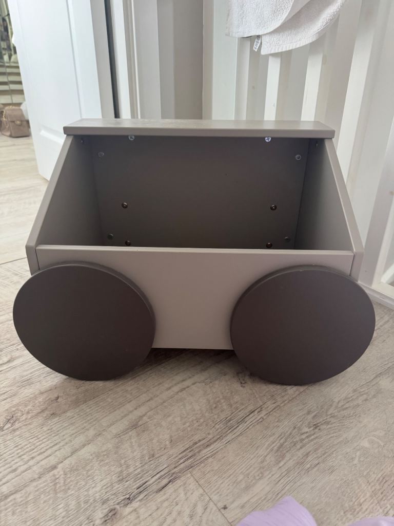 H&M children’s toy storage
