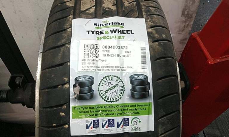 225-40-R19 93w Goodride Solmax-1 7mm Partworn Pressure Tested Tyre