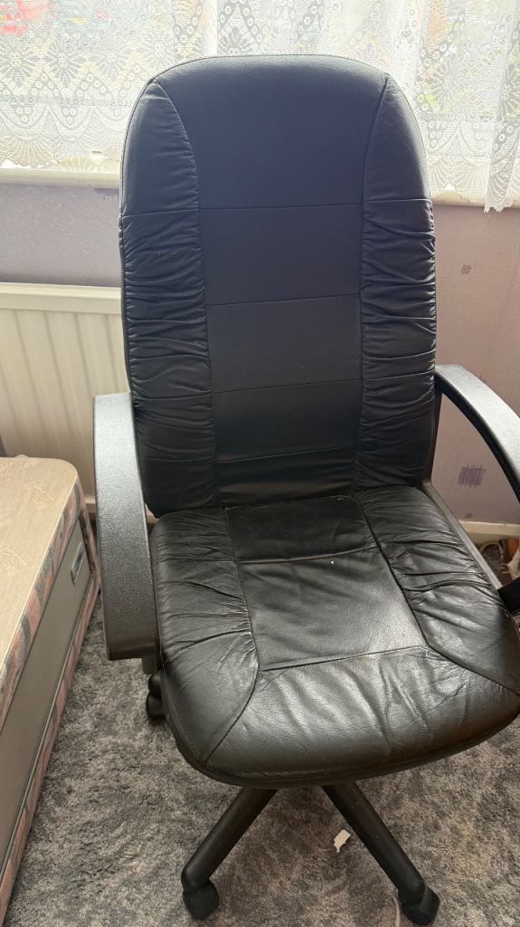 Computer/gaming chair