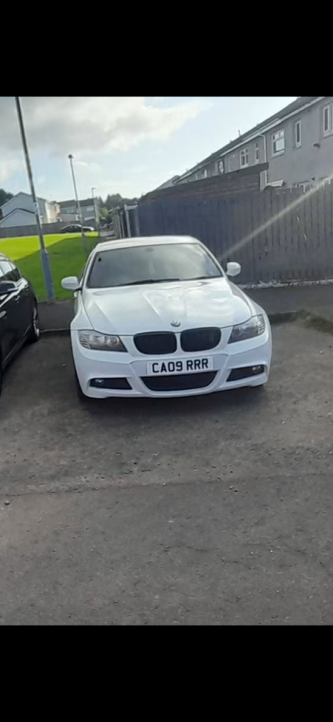 BMW, 3 SERIES, Saloon, 2011, Manual, 1995 (cc), 4 doors