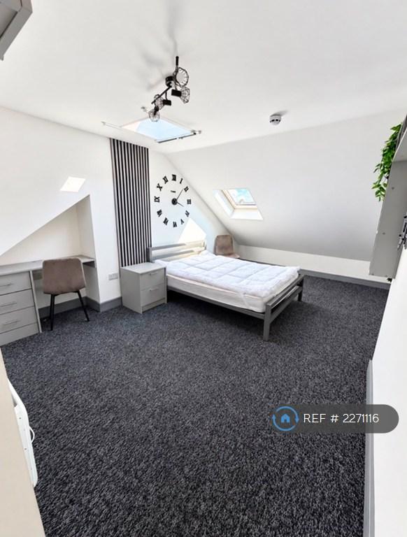 1 bedroom in Oatlands Road, Enfield, EN3 (#2271116)
