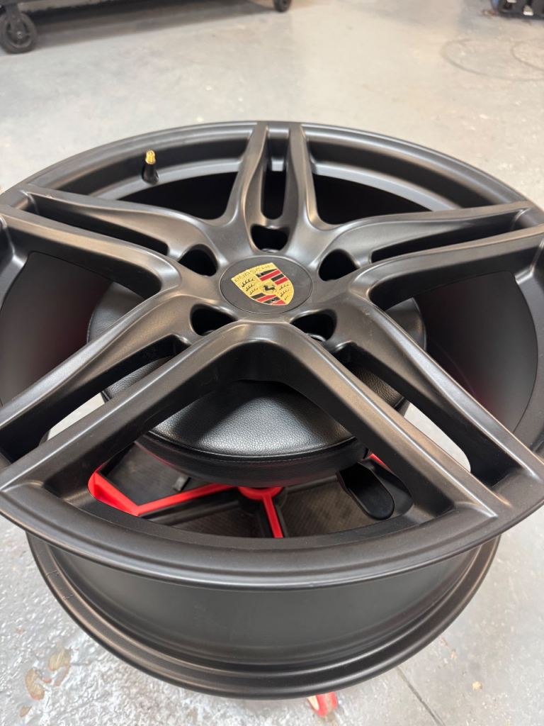 19” Porsche alloys 