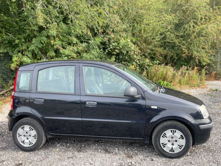 FIAT PANDA 1.1 ECO ACTIVE 10 REG 5 DOOR BLACK MOT MAY 2027 TAX £35 YEAR TIMING BELT REPLACED 50+MPG