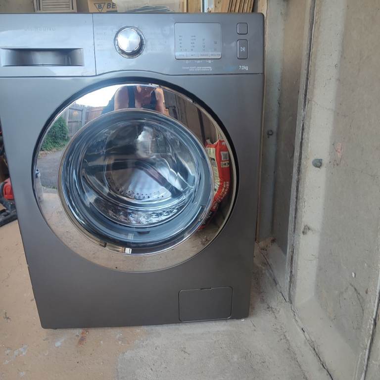 Samsung Eco Bubble 7.0kg Washing Machine – Grey, Good Condition