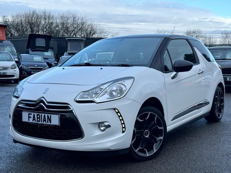 2016 Citroen DS DS3 AUTOMOBILES DS 3 1.2 PureTech DStyle **Low Miles - 40 MPG**