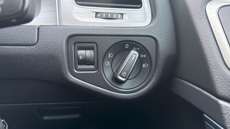 2017 Volkswagen Golf 1.4 TSI 125 Match Edition 5dr DSG Petrol Hatchback Hatchback Petrol Automatic