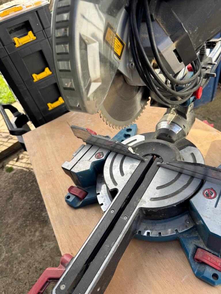 Mitre saw erbauer 