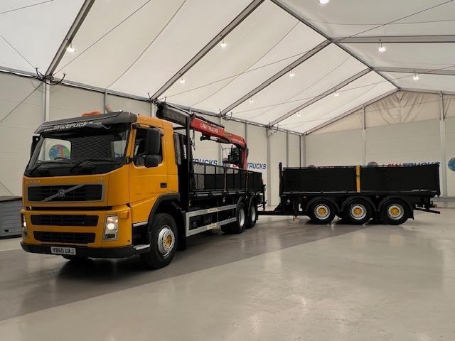 Volvo FM 330 6x2 Dropside Brick Grab Drawbar