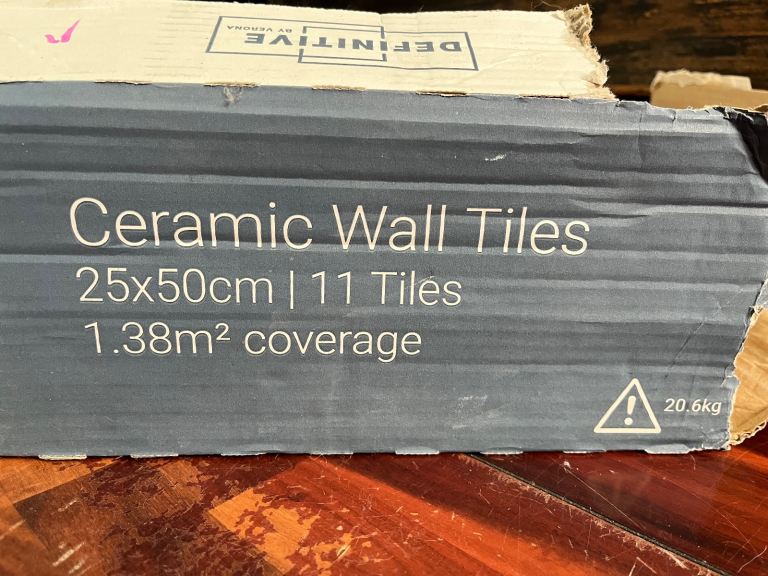 Ceramic wall tiles by Verona (56 in total)