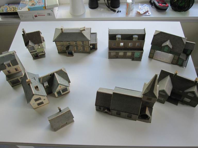 COLLECTION OF VINTAGE 00 GAUGE CARD BUILDINGS