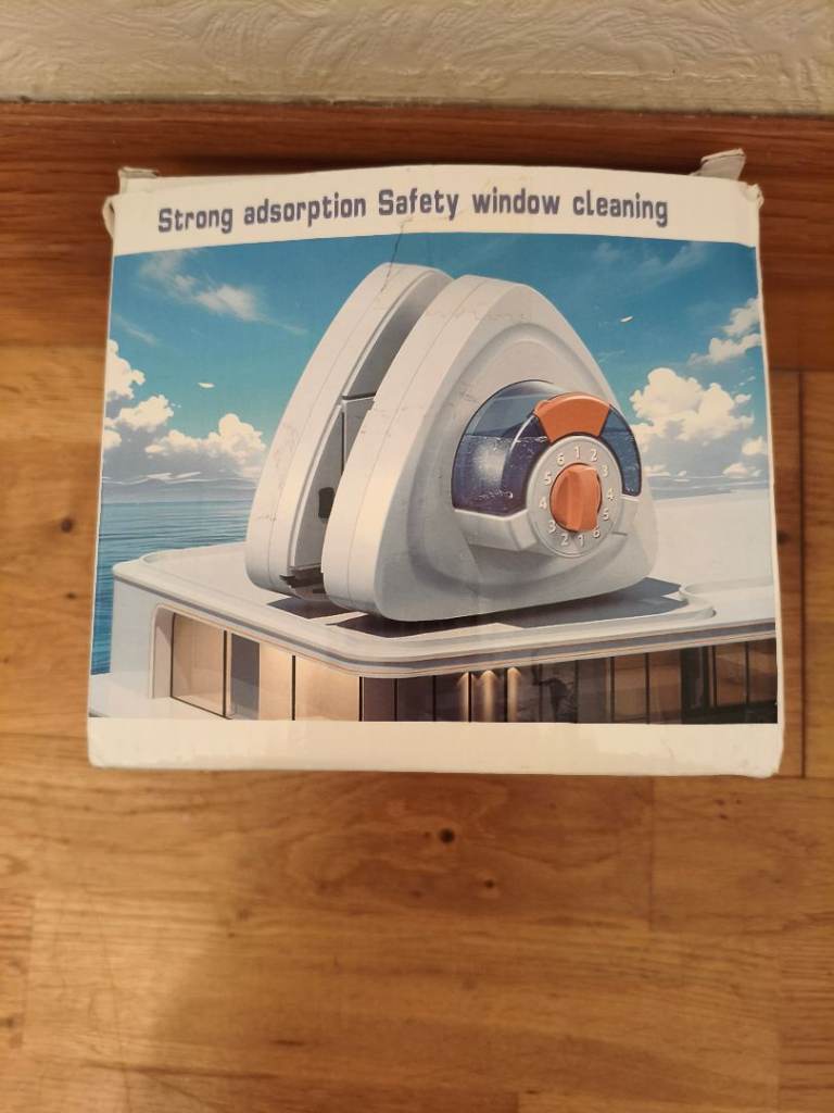 Magnetic window cleaner brush