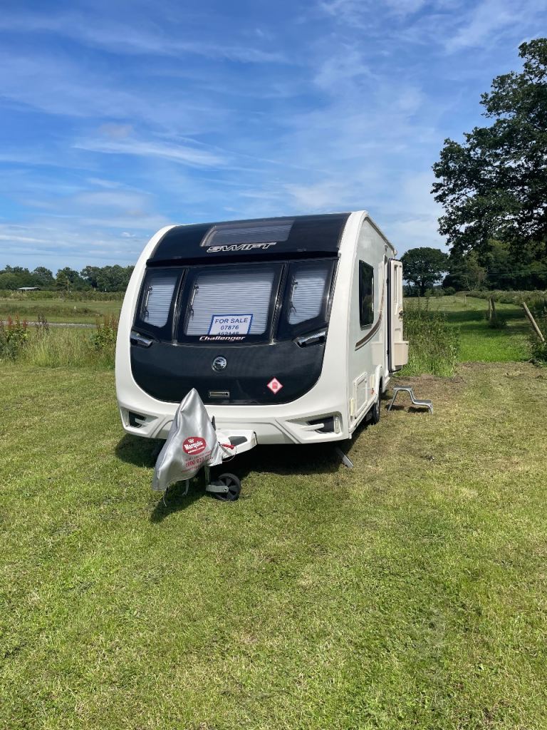 SWIFT Challenger 480 ALDE 2017 2 berth touring Caravan