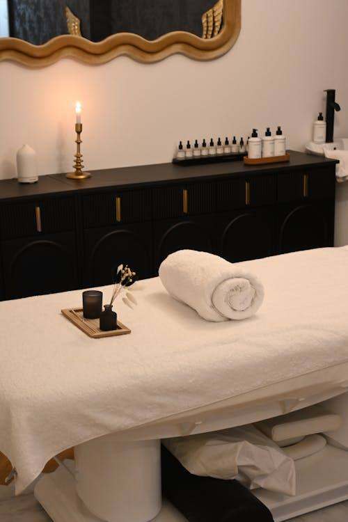 Luxurious massage IN WOODFORD 