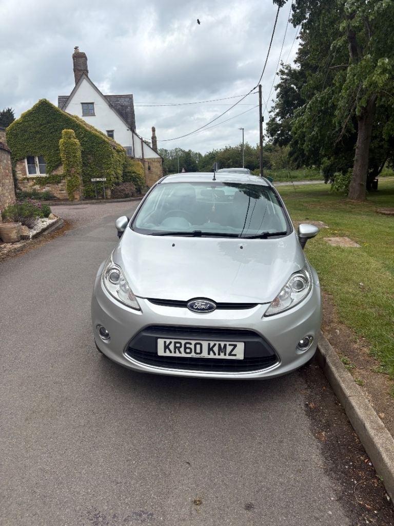 Ford, FIESTA, Hatchback, 2011, Manual, 1242 (cc), 3 doors
