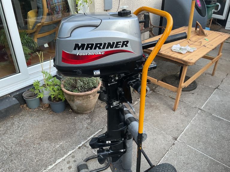 Mariner Four Stroke 5hp short shaft outboard motor 