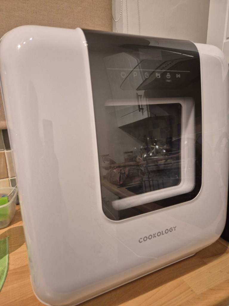Cookology countertop dishwasher for spares or repair.
