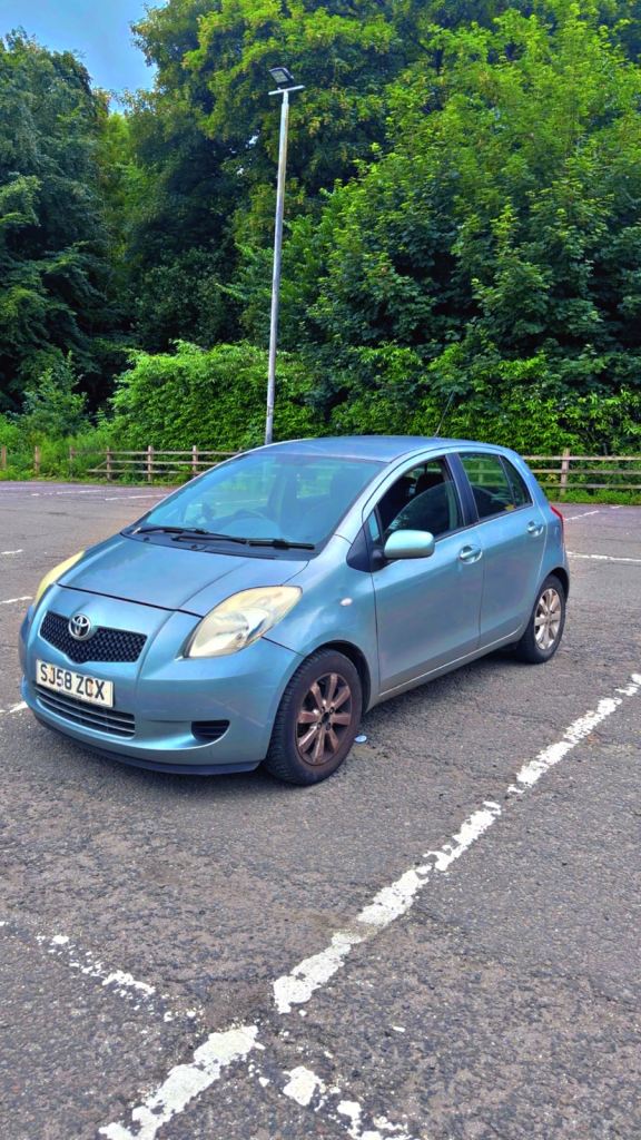 2008 TOYOTA YARIS 1.0 PETROL MOT END OF OCTOBER STARTS N DRIVES GREAT CHEAP ON INSURANCE