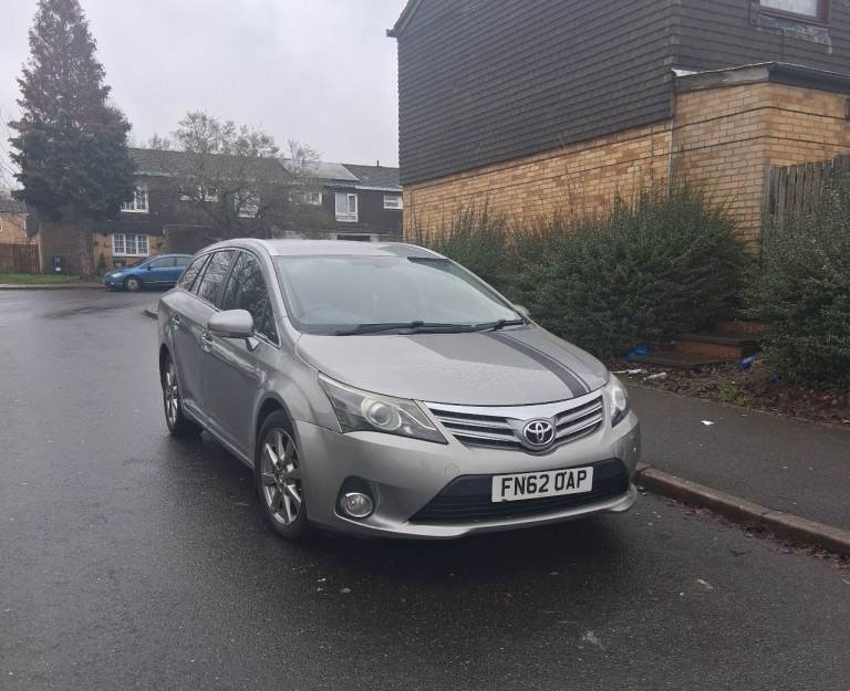 Toyota avensis Automatic estate 1.8 petrol 