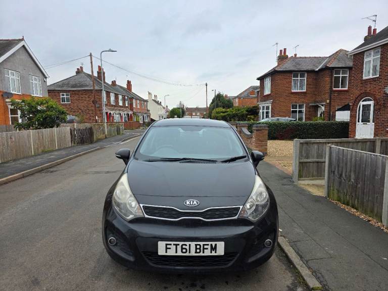 Kia, RIO, Hatchback, 2011, Manual, 1120 (cc), 5 doors