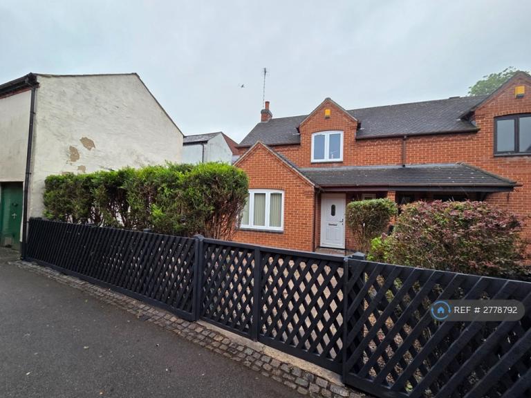 3 bedroom house in Union Passage, Ashby-De-La-Zouch, LE65 (3 bed) (#2778792)