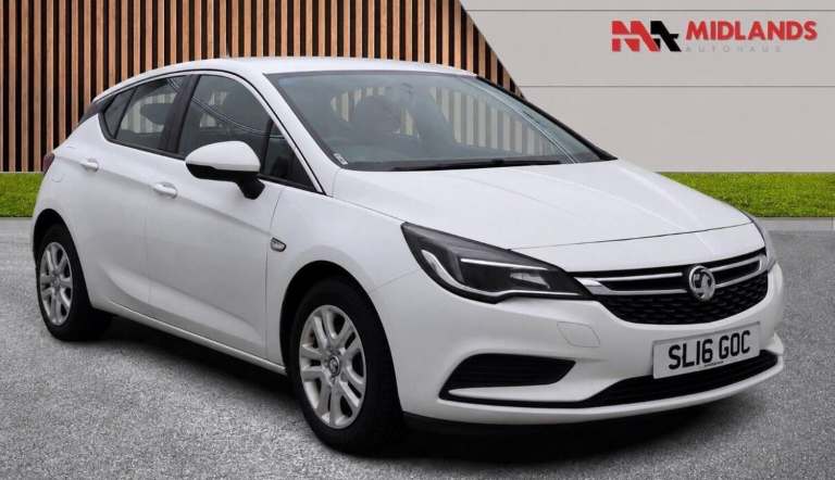 2016 Vauxhall Astra 1.6 CDTi ecoTEC BlueInjection Design Euro 6 5dr Hatchback Diesel Manual