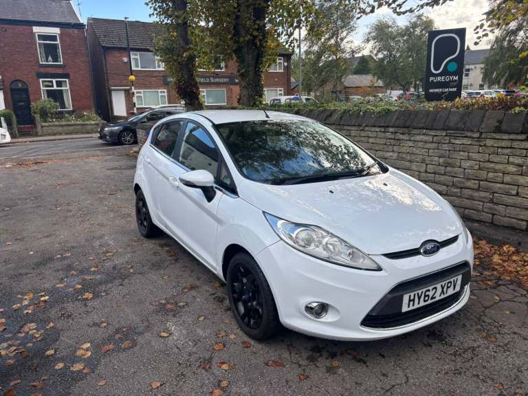 2012 Ford Fiesta 1.25 Zetec 5dr [82] White Fully Serviced New Cambelt HATCHBACK Petrol Manual