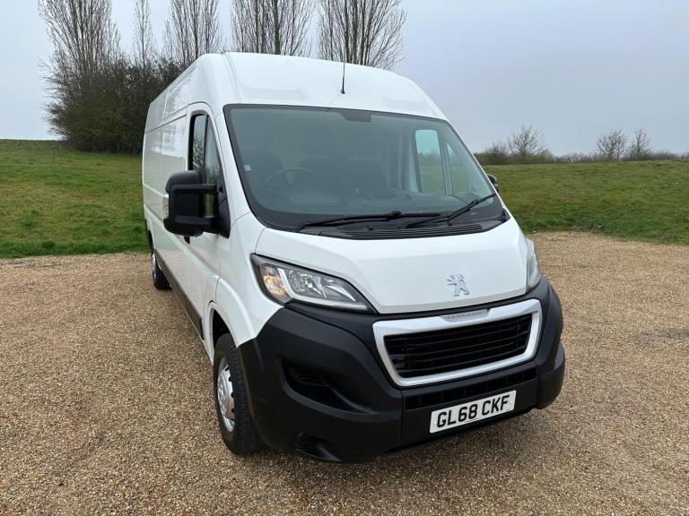 2018 Peugeot Boxer 2.0 BlueHDi 335 Professional L3 H2 Euro 6 5dr PANEL VAN Diesel Manual
